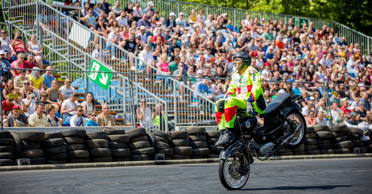 protégez votre moto avec notre assurance spécialement conçue pour les motards. bénéficiez d'une couverture complète, d'un service client dédié et de tarifs compétitifs. assurez votre tranquillité d'esprit sur la route dès aujourd'hui!