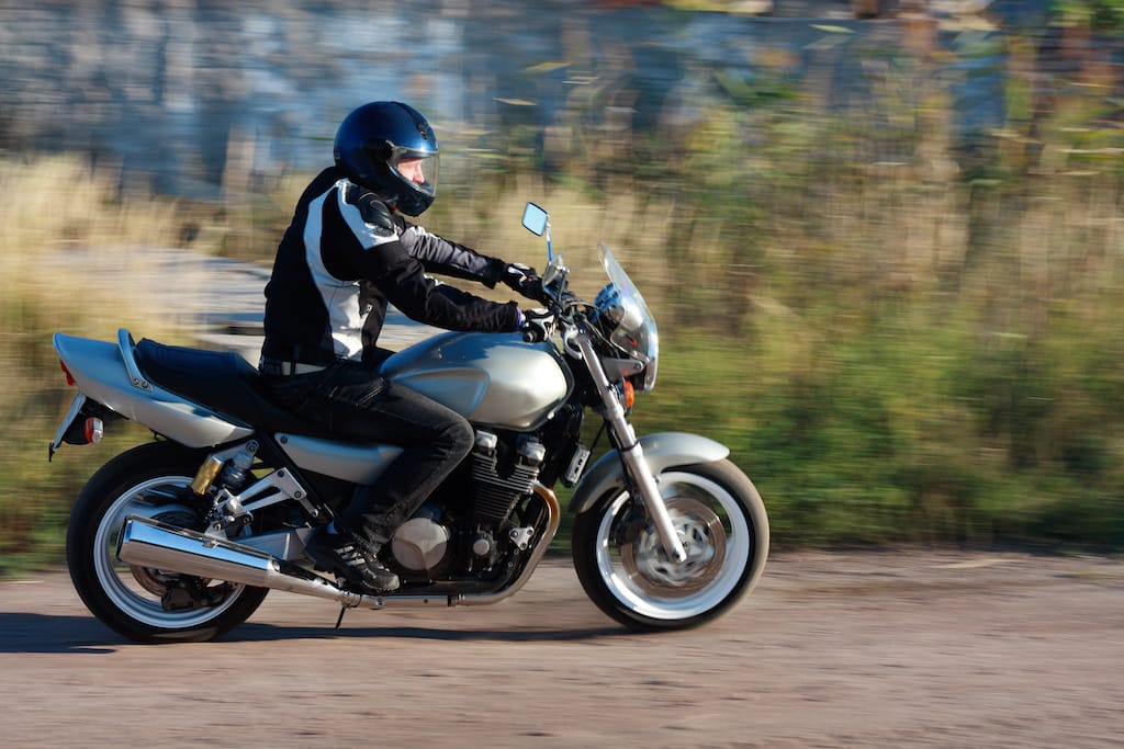 découvrez notre assurance moto spécialement conçue pour les jeunes conducteurs à étang-salé. profitez de tarifs compétitifs et d'une couverture adaptée à vos besoins, tout en bénéficiant de conseils d'experts pour rouler en toute sérénité.