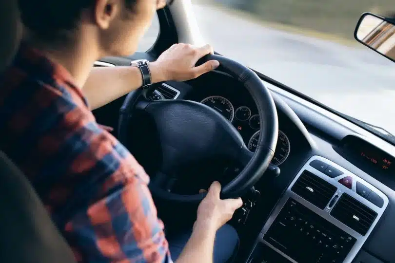 découvrez l'assurance auto maaf spécialement conçue pour les jeunes conducteurs. profitez de tarifs attractifs, d'une couverture complète et de conseils adaptés pour assurer votre véhicule en toute sérénité. devenez un conducteur responsable avec maaf.