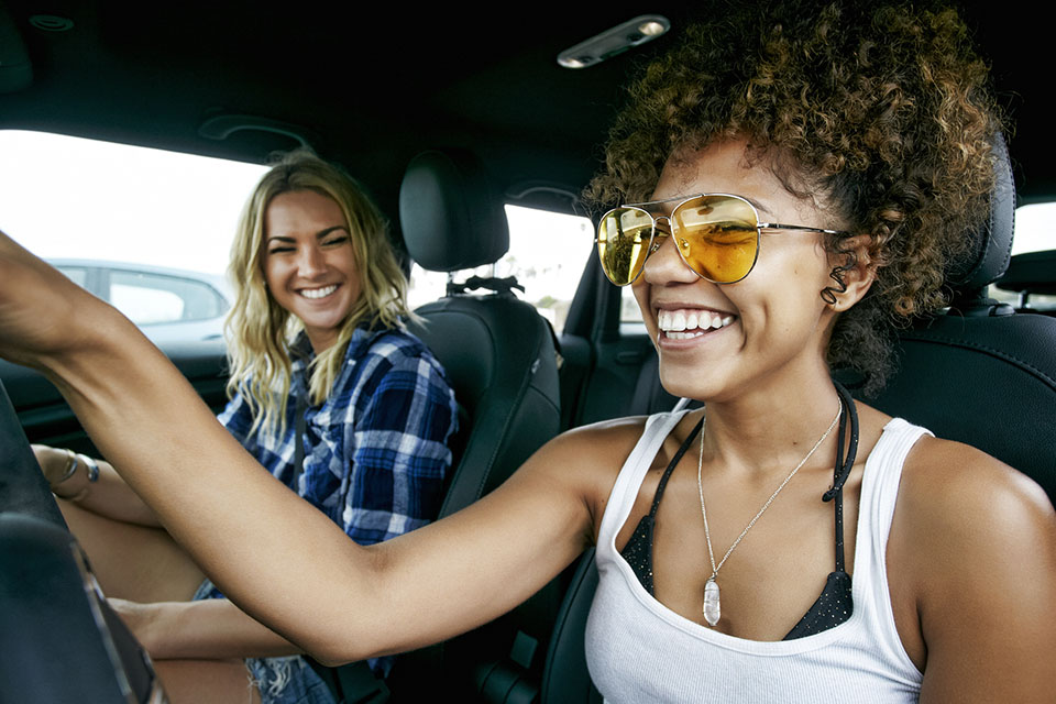 découvrez notre offre d'assurance moto pour jeunes conducteurs à sainte-clotilde. protégez votre deux-roues avec des garanties adaptées à votre profil et à des tarifs compétitifs. devenez conducteur averti et roulez en toute sérénité.