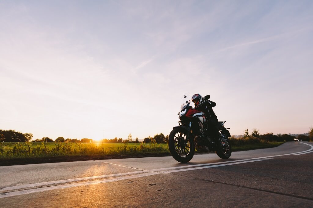 découvrez les meilleures offres d'assurance moto pas chère pour protéger votre deux-roues à petit prix. comparez les garanties et trouvez la couverture adaptée à vos besoins sans sacrifier votre budget.