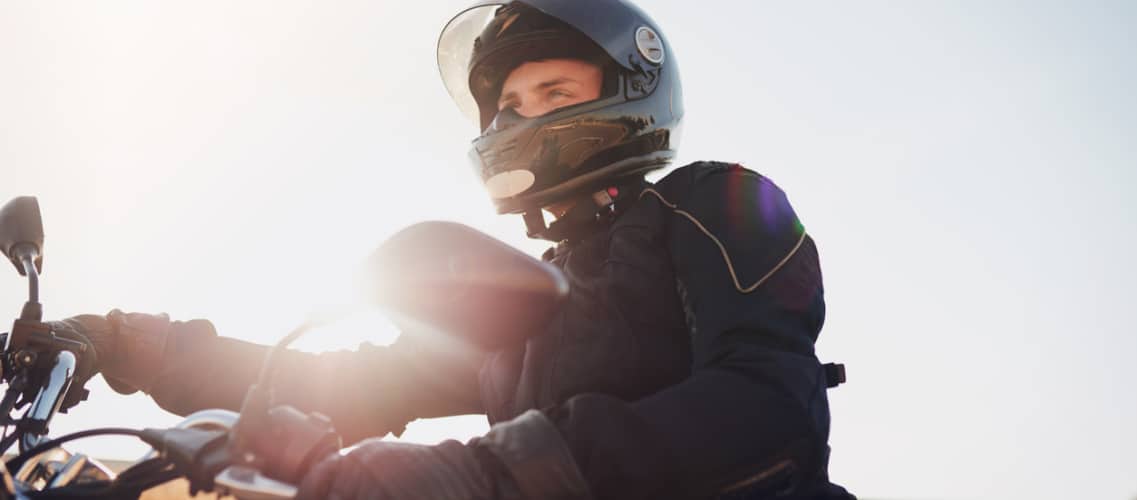 découvrez notre assurance moto dédiée aux jeunes conducteurs, conçue pour offrir une protection complète et abordable. bénéficiez d'une couverture sur mesure, d'une assistance renforcée et de conseils d'experts pour rouler en toute sécurité. obtenez votre devis personnalisé dès aujourd'hui et partez sereinement à l'aventure !