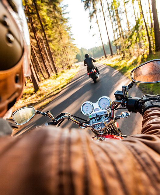 découvrez notre guide complet sur l'assurance moto pour les jeunes conducteurs. obtenez des conseils, des astuces et des offres adaptées à votre profil pour rouler en toute sérénité et à un prix compétitif.