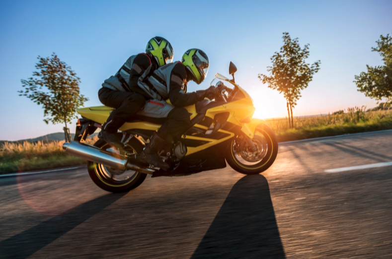 découvrez l'assurance scooter mma, une solution adaptée pour protéger votre deux-roues. bénéficiez de garanties complètes, d'une assistance 24/7 et d'un rapport qualité-prix attractif. assurez votre sécurité et celle de votre scooter avec mma.