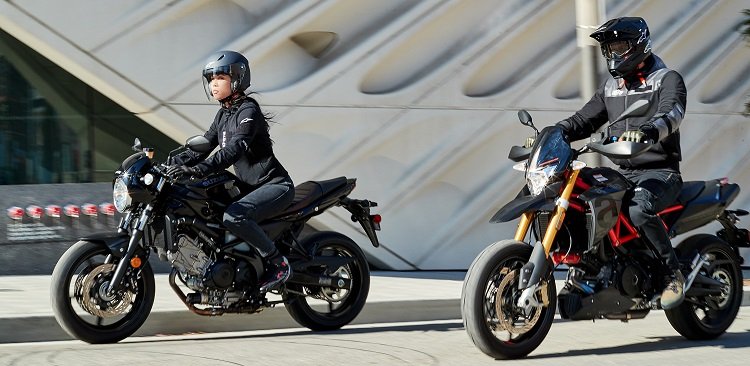 découvrez notre sélection de motos bridables a2, parfaites pour les jeunes conducteurs en quête de performance et de style. choisissez la moto qui vous convient et roulez avec sécurité tout en respectant la réglementation.