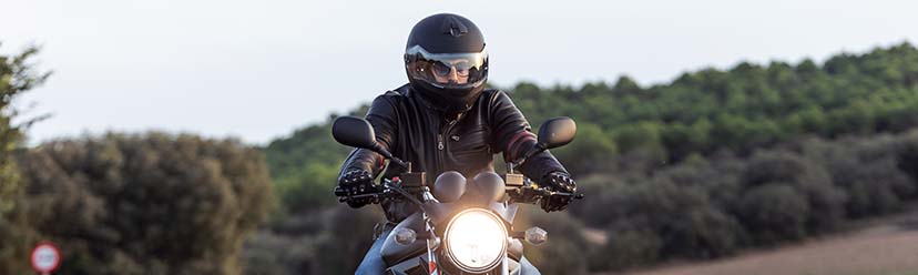 découvrez notre service d'assurance moto en ligne rapide, qui vous permet de souscrire en quelques minutes seulement. profitez de tarifs compétitifs et d'une couverture adaptée à vos besoins. simplifiez votre assurance avec notre processus rapide et efficace.